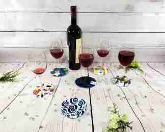 Pantoufle sous-verre identifiant le verre Ã  vin