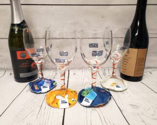Ensemble de 4 pantoufle sous-verre identifiant la coupe de vin Taille & Retailles - vue de face-001
