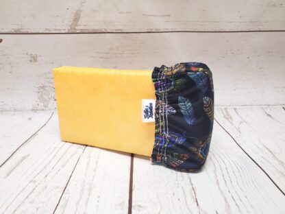 Couvre-fromage régulier Taille & Retailles en tissu Plumes