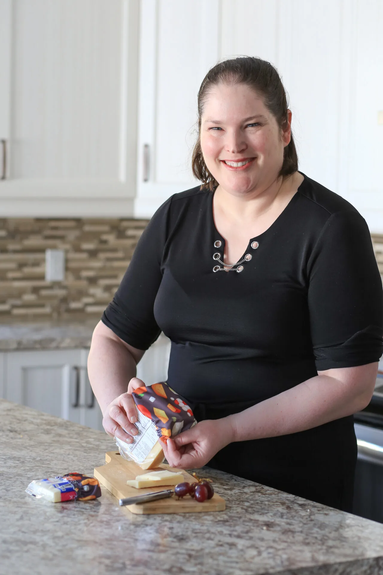 Julianne Courtois, couturière propriétaire de Taille & Retailles-Taille-Retailles