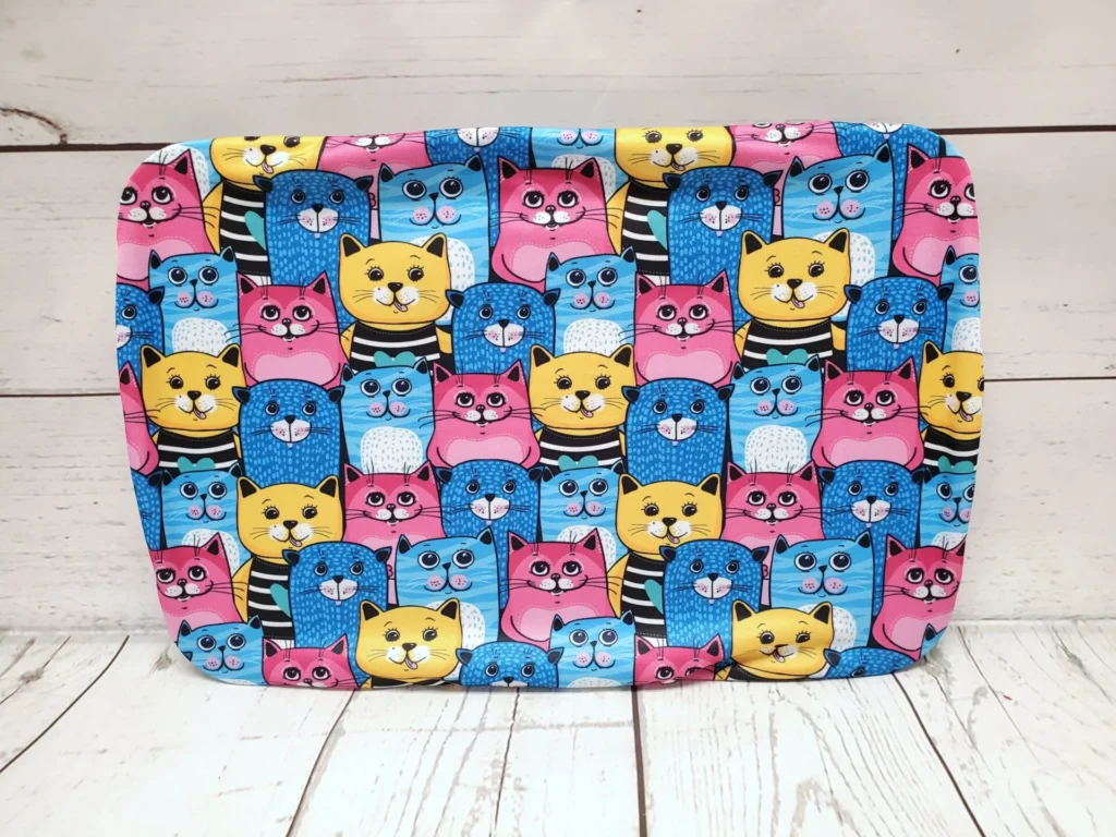 Couvre-bol rectangulaire (lasagne) Taille & Retailles en tissu Chats colorés