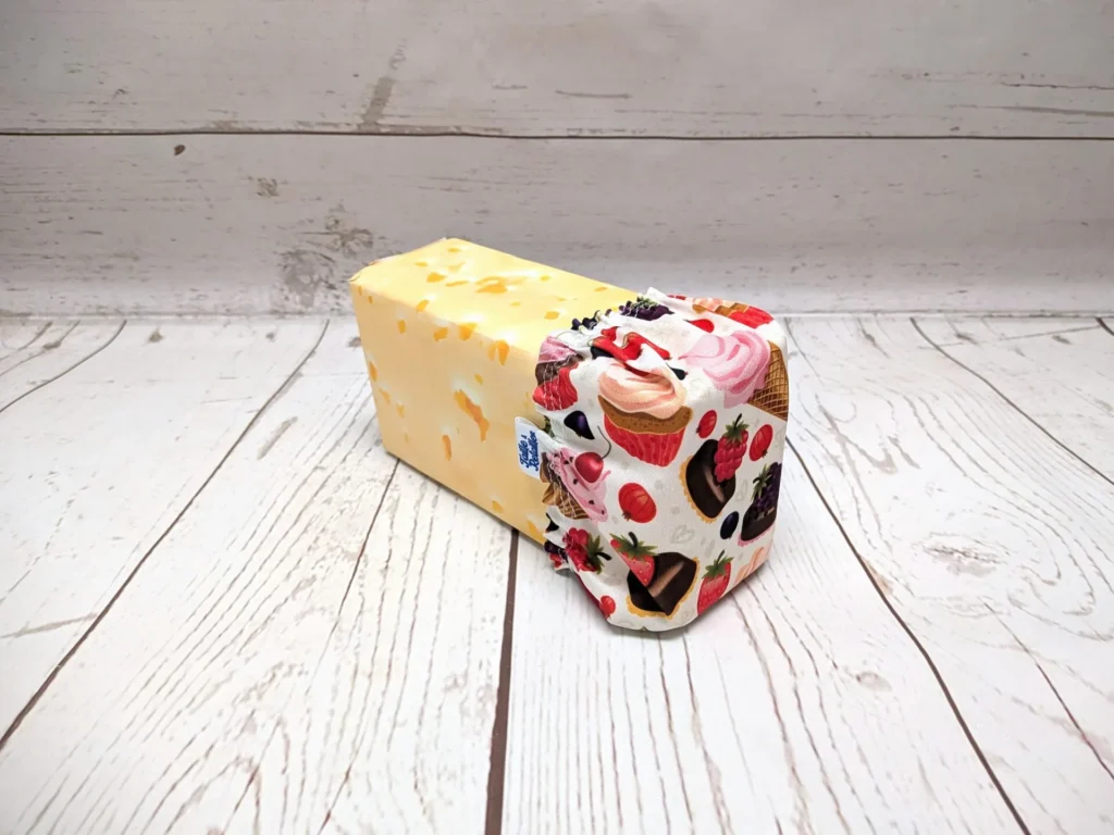 Couvre-fromage XL Taille & Retailles en tissu Petites gâteries - disponible sur commande