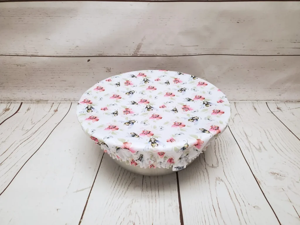 Grand couvre-bol Taille & Retailles en tissu Abeilles butineuses