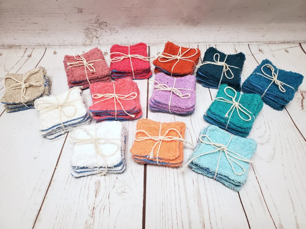 Lingettes démaquillantes Taille & Retailles - choix de 13 couleurs - une cadeau de St-Valentin écologique