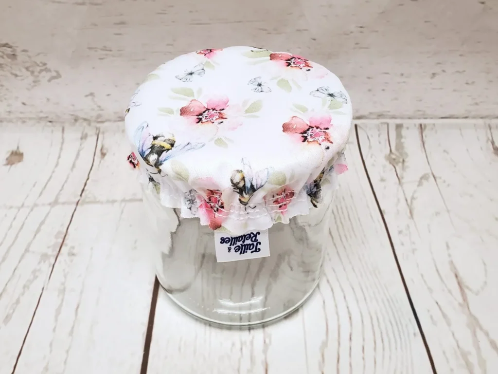 Mini couvre-bol Taille & Retailles en tissu Abeilles butineuses
