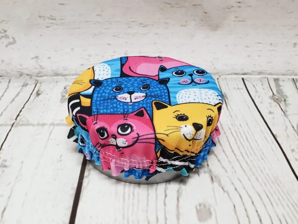 Mini couvre-bol rond Taille & Retailles en tissu Chats colorés