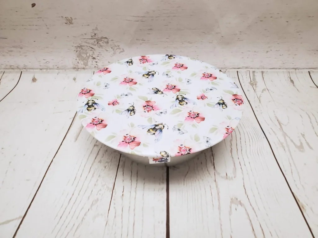 Petit couvre-bol Taille & Retailles en tissu Abeilles butineuses