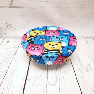 Petit couvre-bol rond Taille & Retailles en tissu Chats colorés