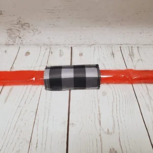 Couvre bâton glacé Taille & Retailles en tissu Carreauté gris