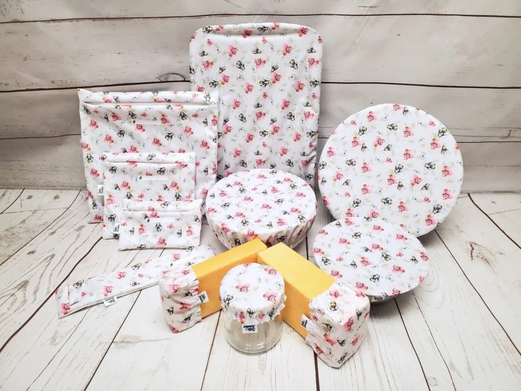 Ensemble de produits Taille & Retailles en tissu Abeilles butineuses