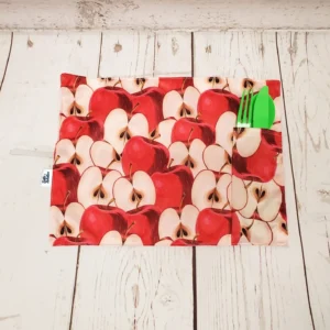 Napperon format enfant Taille & Retailles en tissu Pommes