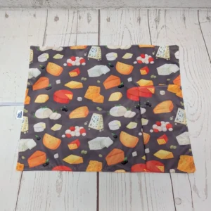 Napperon grand format Taille & Retailles en tissu Fromages - disponible sur commande
