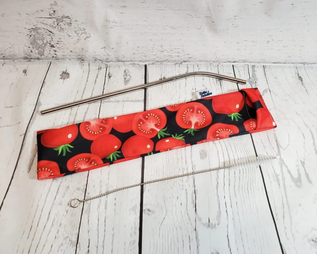 Sac allongé pour pailles réutilisables Taille & Retailles en tissu Tomates