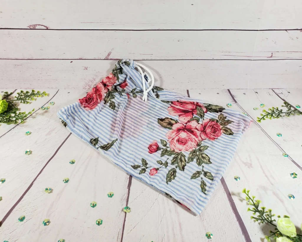 Sac en filet régulier Taille & Retailles en tissu Fleuri bleu