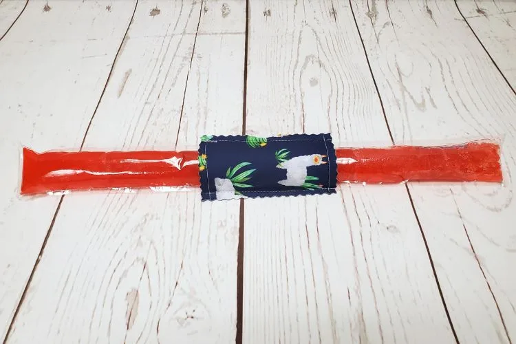 Manchon isolant couvre Mr Freeze en tissu Lamas - blog