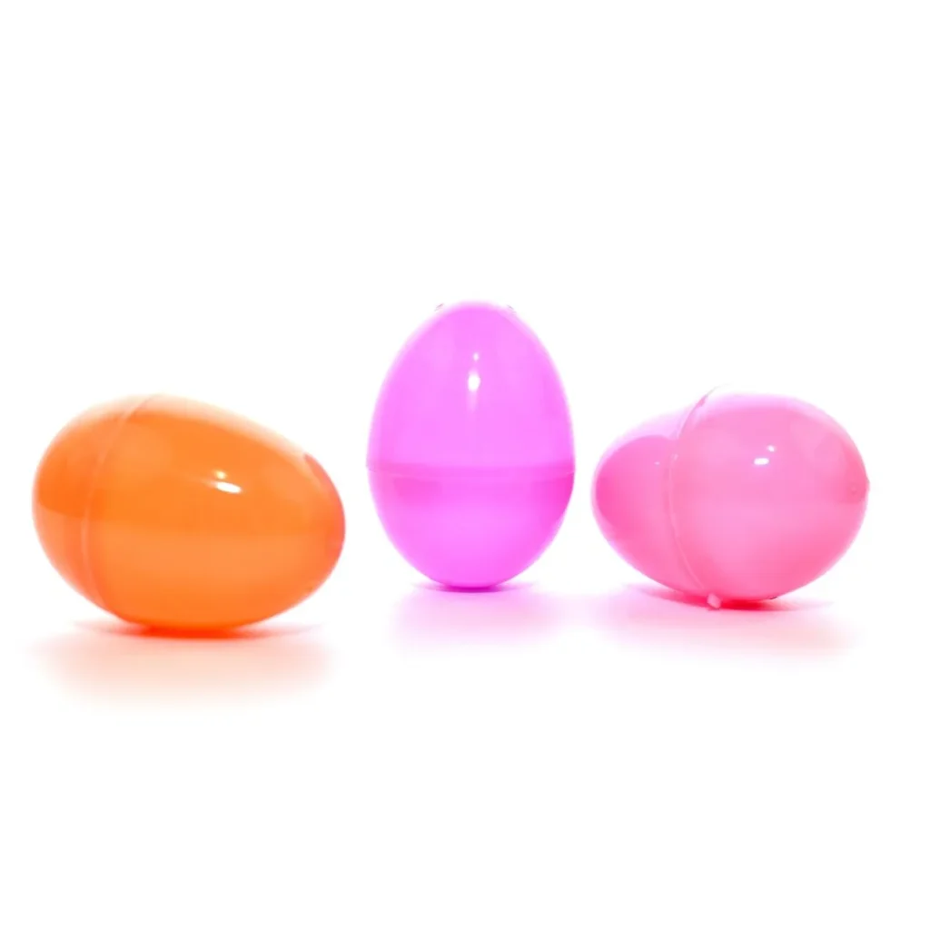 Oeufs de Pâques en plastique
