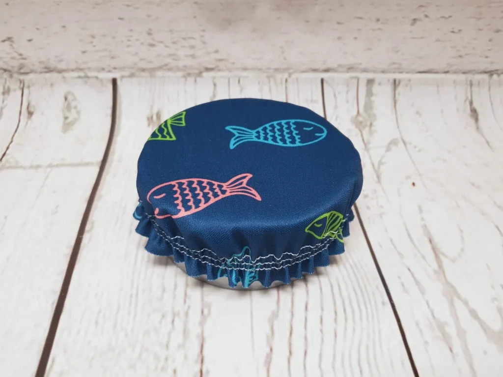 Mini couvre-bol Taille & Retailles en tissu Poissons