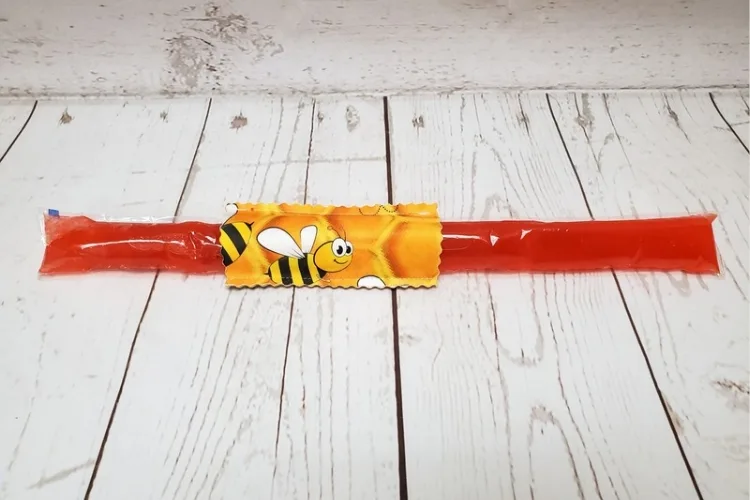 Couvre bâton glacé Taille & Retailles en tissu Abeilles
