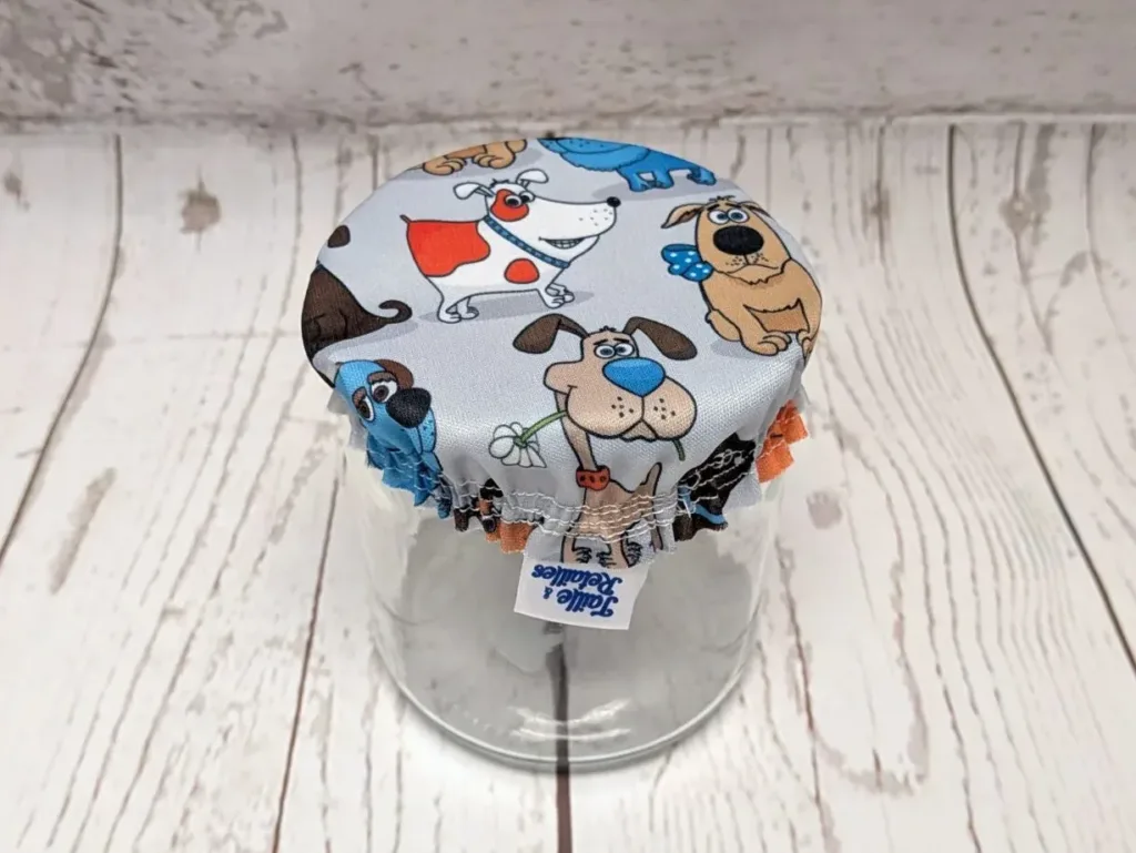 Mini couvre-bol rond Taille & Retailles en tissu Chiens rigolos